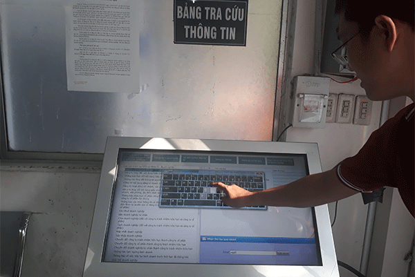 Phát động ngày thứ 7 tình nguyện, giờ làm việc thứ 9 phục vụ người dân