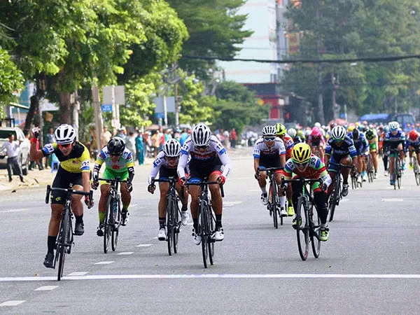 Khởi tranh giải xe đạp nữ toàn quốc Cúp Truyền hình An Giang 2019