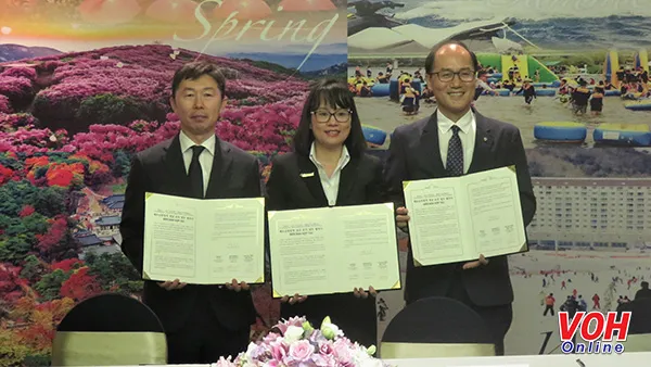 Chính quyền tỉnh GyeongsangNam-do, KTO ký kết biên bản ghi nhớ hợp tác với các Công ty du lịch lớn ở TPHCM