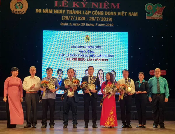 5 cá nhân xuất sắc nhận Giải thưởng Lưu Chí Hiếu năm 2019