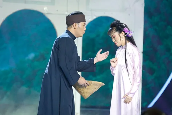 Hamlet Trương và Yến Xuân thể hiện LK Tình cờ gặp nhau - Đường tình đôi ngã