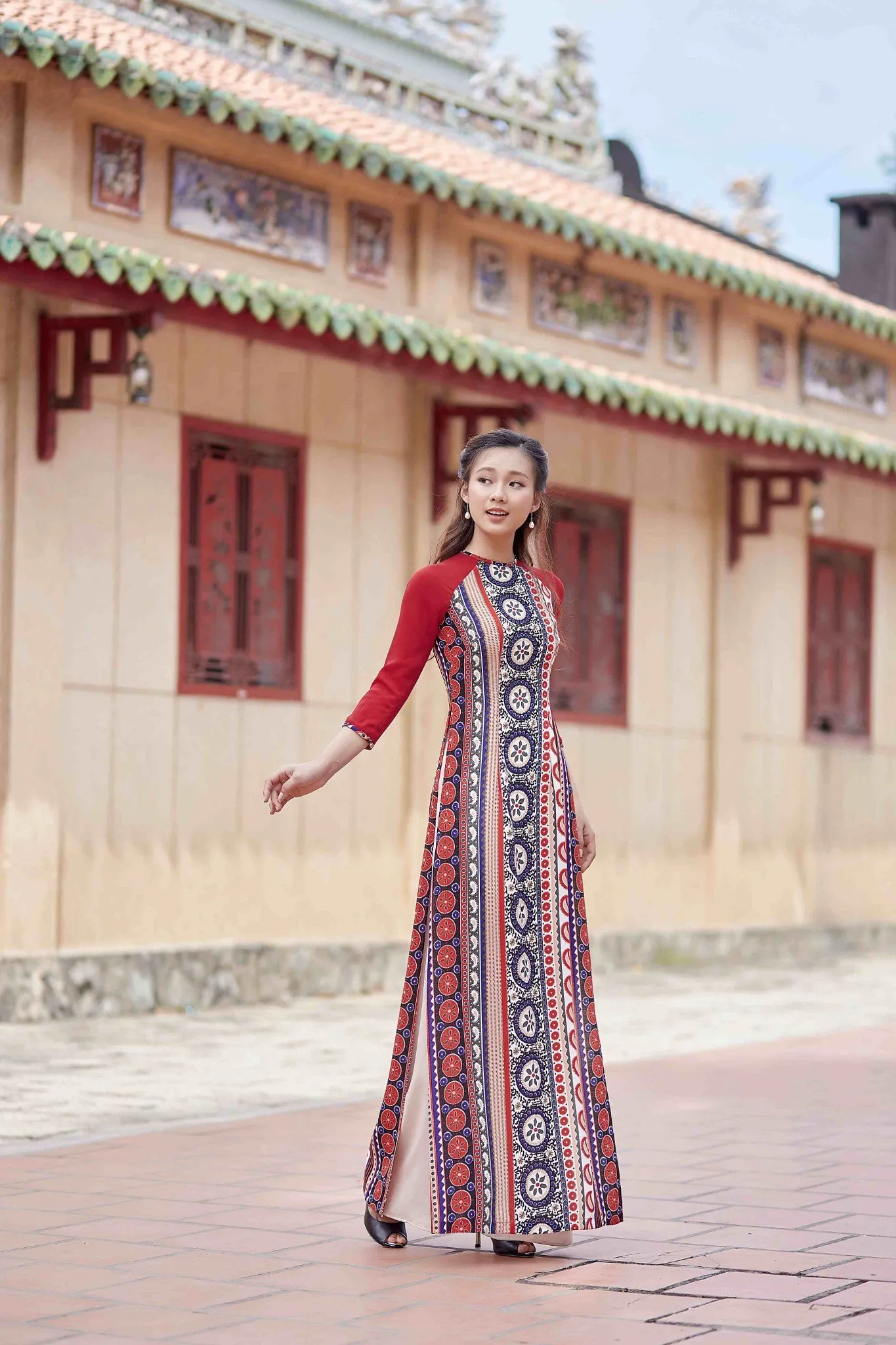 voh-ao-dai-co-thuyen-dep-voh.com.vn-anh3