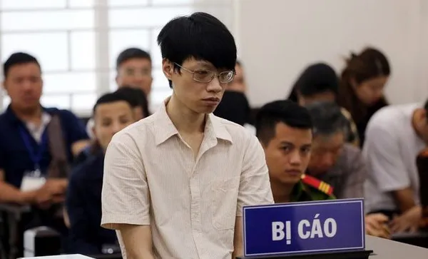 Bị cáo Nguyễn Anh Tú tại phiên tòa sơ thẩm ngày 9/8.