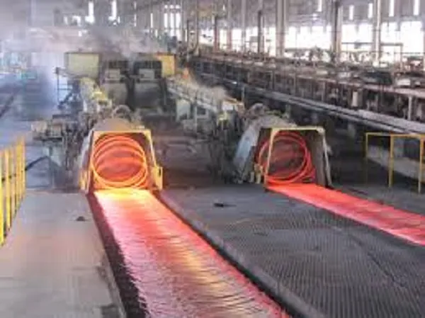 Sản xuất thép tại nhà máy của Trung Quốc