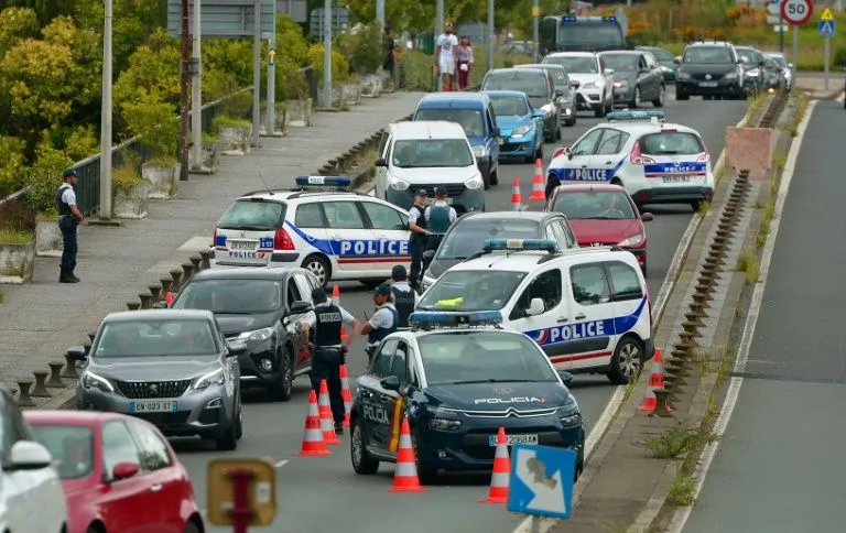 Hơn 13.000 cảnh sát được huy động để bảo đảm an ninh cho Hội nghị thượng đỉnh G7 diễn ra vào cuối tuần này. 