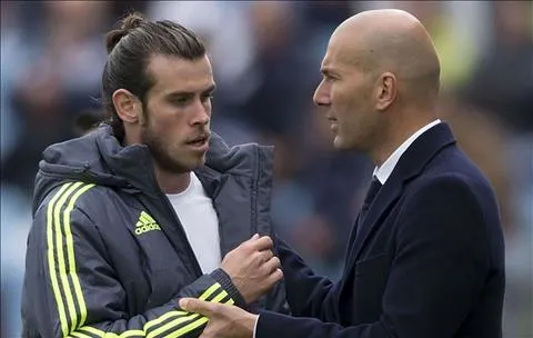 HLV Zidane nói về tương lai Bale