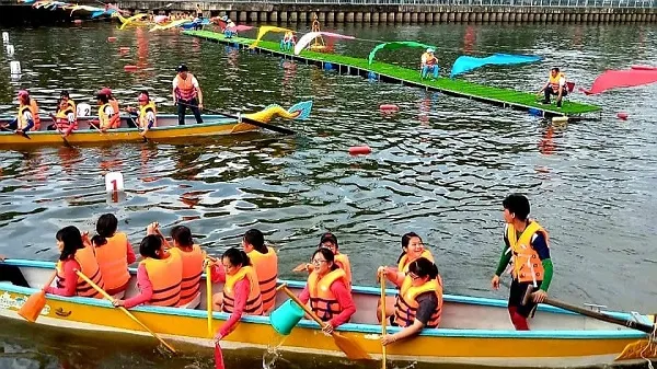 500 vận động viên, đua thuyền rồng, mừng Quốc khánh, kênh Nhiêu Lộc