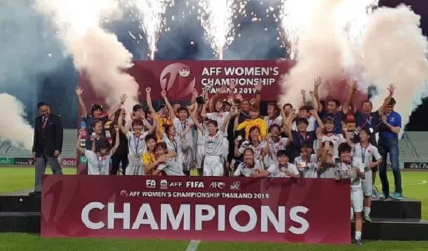 Giải bóng đá nữ Đông Nam Á 2019 ngày 27/8: Kịch tính hạ Thái Lan, Việt Nam lên ngôi vô địch