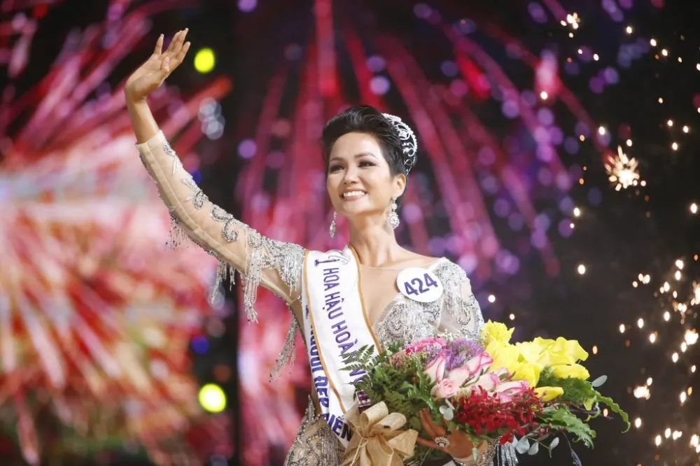 Hoa hậu H’Hen Niê, Hoa hậu hoàn vũ Việt Nam 2017 H’Hen Niê 