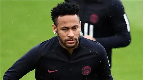 Neymar không rời PSG ở Hè 2019