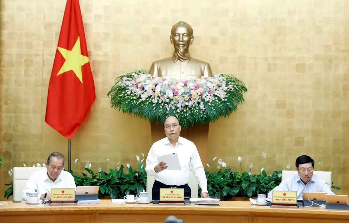 Thủ tướng Nguyễn Xuân Phúc phát biểu họp phiên thường kỳ
