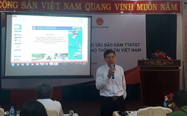 Ông Nguyễn Văn Thạch, Vụ trưởng Vụ An toàn giao thông, Bộ Giao thông vận tải