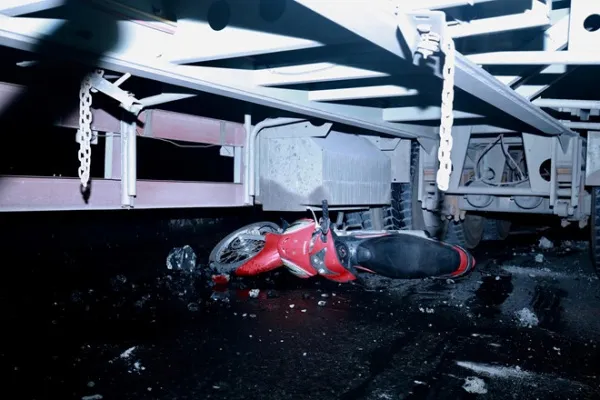 Tin tức tai nạn giao thông ngày 14/9/2019: Danh tính tài xế container gây tai nạn trên cầu Thanh Trì