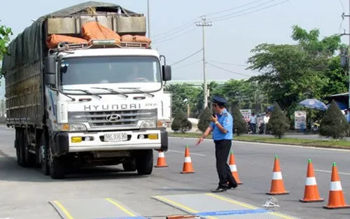 Hơn 1.600 xe vi phạm tải trọng bị xử phạt trong tháng 8