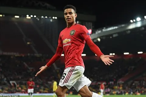 HLV Solskjaer khen ngợi Mason Greenwood.