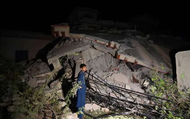Pakistan: Động đất mạnh rung chuyển vùng Kashmir, hàng trăm ngườ thương vong