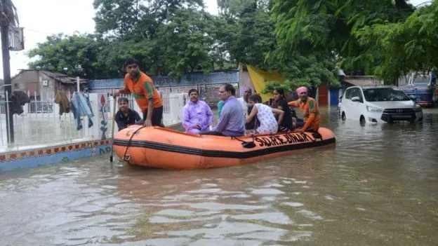 Lũ lụt nghiêm trọng tại Ấn Độ, hơn 100 người thiệt mạng