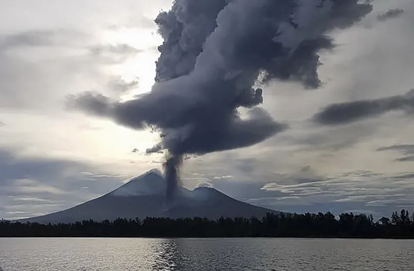 Núi lửa Ulawun, Papua New Guinea