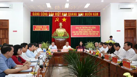 Phó Thủ tướng, lãnh đạo tỉnh Kon Tum, Năm Dân vận chính quyền 2019
