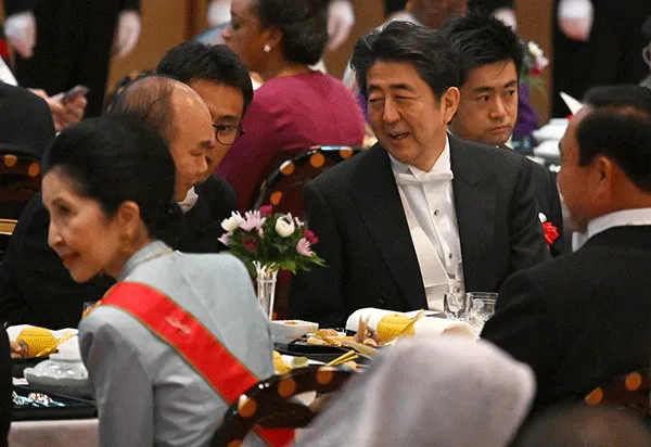 Thủ tướng hoàn thành tốt đẹp chuyến tham dự lễ đăng quang của Nhà Vua Nhật Bản