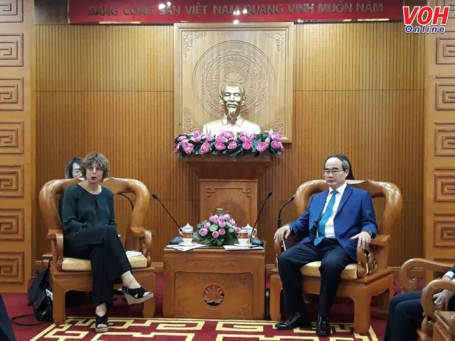 Bí thư Thành ủy TPHCM Nguyễn Thiện Nhân tiếp bà Elsbeth Akkerman, Đại sứ Hà Lan. 