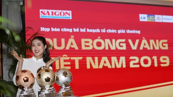 Họp báo công bố kế hoạch tổ chức giải thưởng Quả bóng Vàng Việt Nam 2019