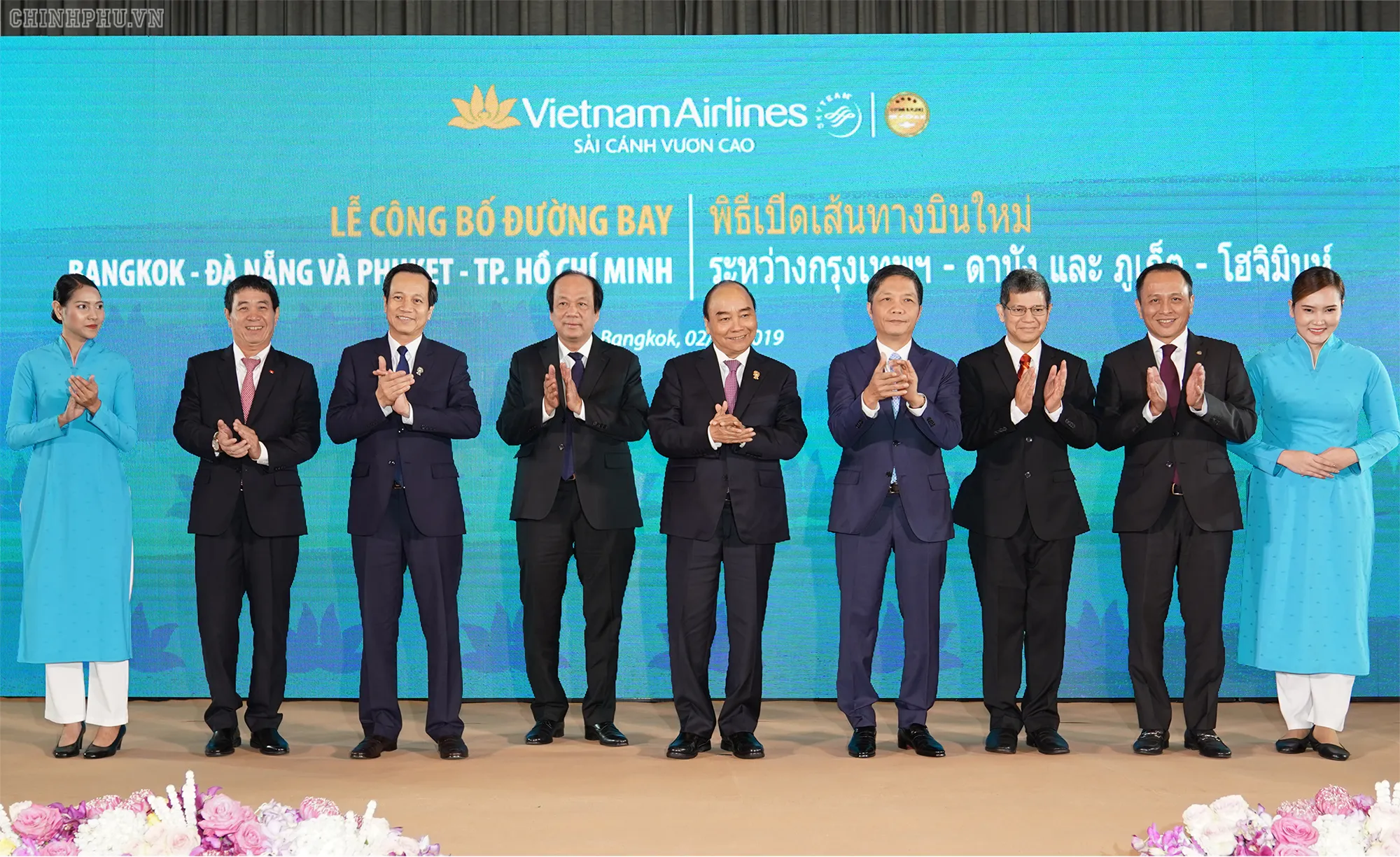Thủ tướng dự lễ khai trương đường bay của Vietnam Airlines