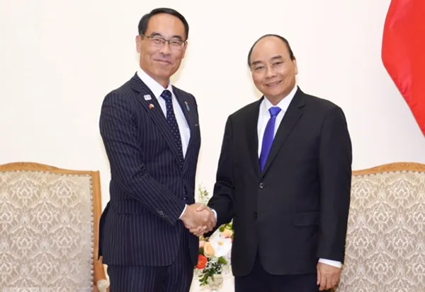Thủ tướng Nguyễn Xuân Phúc tiếp ông Motohiro Ono, Thống đốc tỉnh Saitama (Nhật Bản).