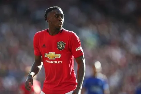 MU bị chỉ trích vì chi đậm mua Wan-Bissaka