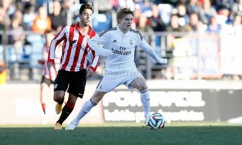 Martin Odegaard khẳng định muốn ở lại Real Madrid 