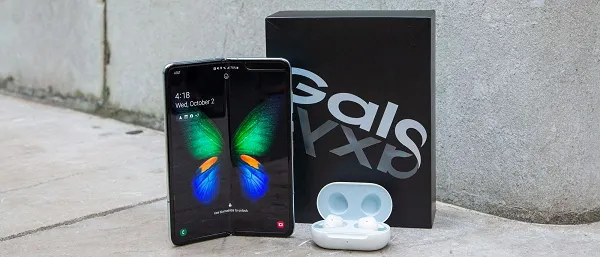 VOH.com.vn-Review-Galaxy-Fold-anh-1