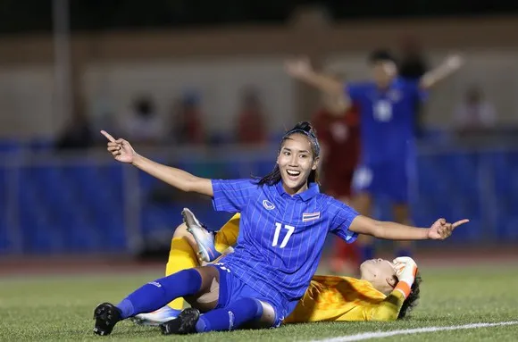 Kết quả bóng đá nữ SEA Games 30 ngày 26/11: Tuyển nữ Việt Nam hòa đáng tiếc Thái Lan