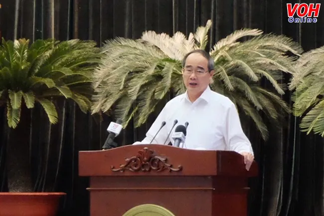 Bí thư Thành ủy TPHCM Nguyễn Thiện Nhân phát biểu kết luận hội nghị.