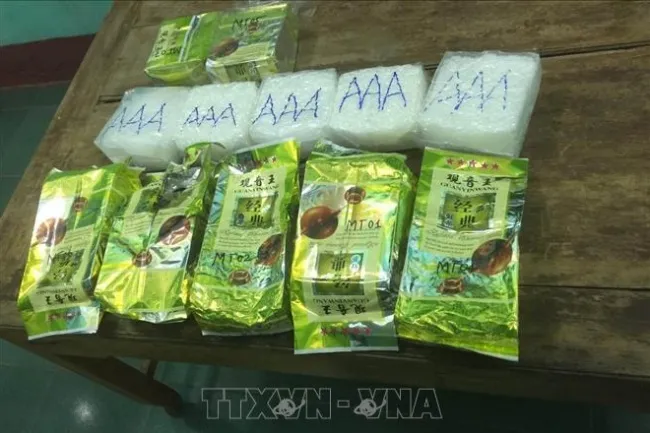 Phát hiện 7 gói nghi ma túy trôi dạt vào bờ biển Quảng Trị