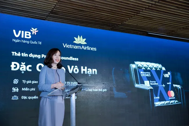 Ra mắt dòng thẻ bay đặc quyền Premier Boundless: Mua vé Vietnam Airlines trả góp 0% lãi suất 2