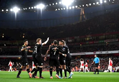 Man City đánh bại Arsenal 3-0