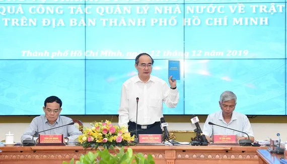 Bí thư Thành ủy TPHCM Nguyễn Thiện Nhân phát biểu tại Hội nghị về nâng cao hiệu quả công tác quản lý nhà nước về trật tự xây dựng trên địa bàn