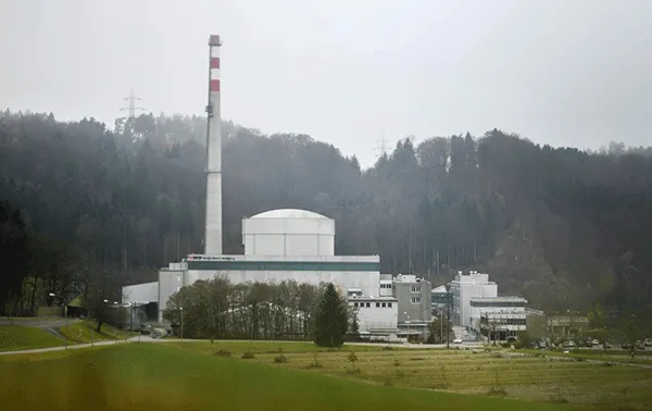 Thụy Sĩ: Nhà máy điện hạt nhân đầu tiên chính thức đóng cửa