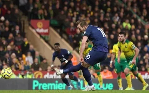 Norwich đã cầm chân Tottenham 2-2 