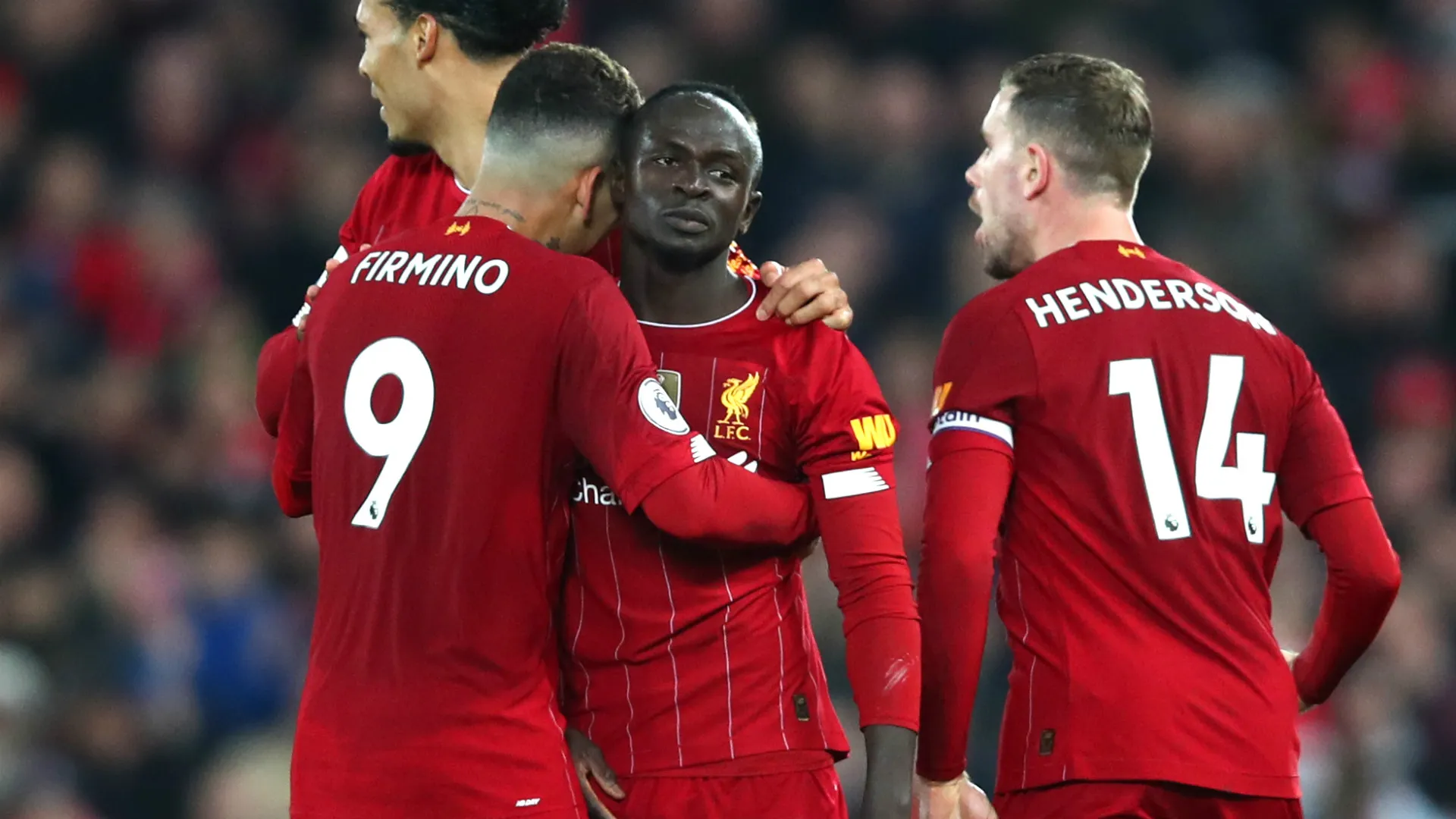 Kết quả Ngoại hạng Anh ngày 30/12: Liverpool xây chắc ngôi đầu - Man City có chiến thắng quan trọng