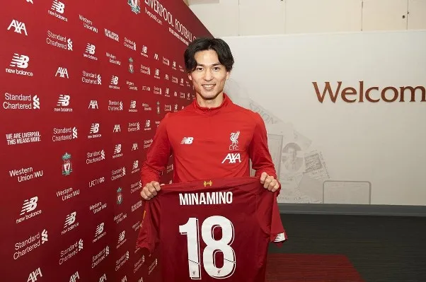 Minamino gia nhập Liverpool trong kỳ chuyển nhượng mùa đông