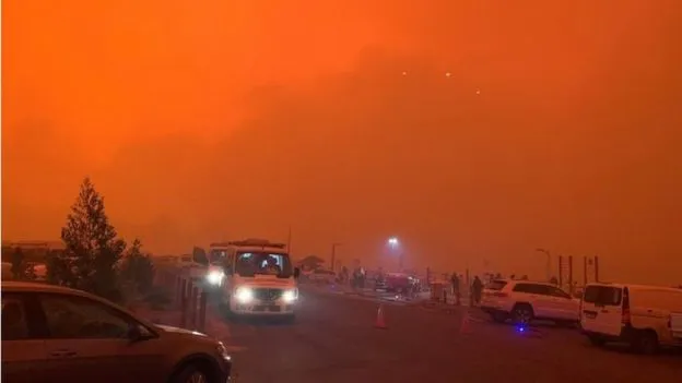 Australia hối thúc người dân nhanh chóng di tản vì cháy rừng có thể vượt tầm kiểm soát