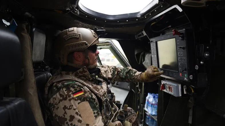 Đức chuyển bớt quân từ Iraq đến Jordan, Kuwait