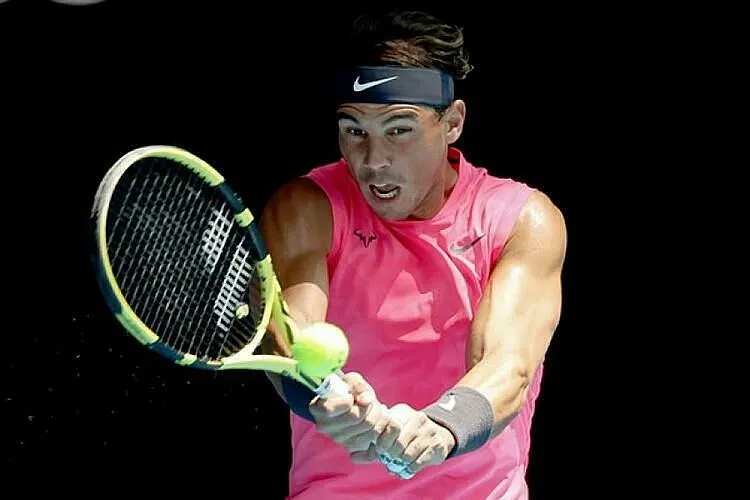 Nadal vào vòng 4 Úc mở rộng