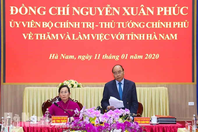 Thủ tướng Chính phủ Nguyễn Xuân Phúc tại buổi làm việc với lãnh đạo tỉnh Hà Nam.