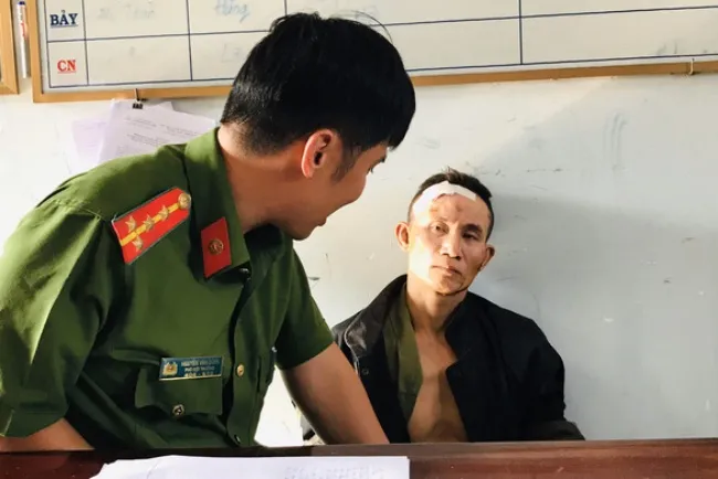 Đối tượng ôm lựu đạn cố thủ ở quận 10 bị bắt giữ tại Đồng Nai 