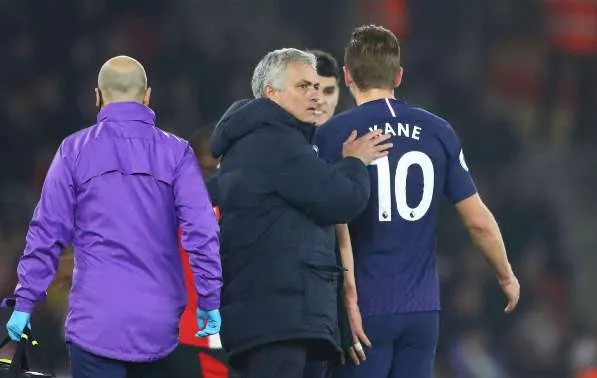 Mourinho tiết lộ thời điểm Kane tái xuất sau chấn thương