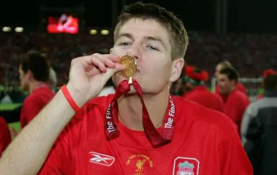 Gerrard chưa từng cùng Liverpool giành Premier League