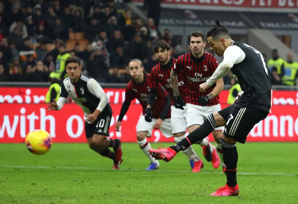 Kết quả bóng đá hôm nay 14/2: Ronaldo tiếp tục ghi bàn, Juve hòa AC Milan tại Coppa Italia
