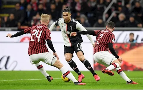 AC Milan và Juventus hòa nhau 1-1